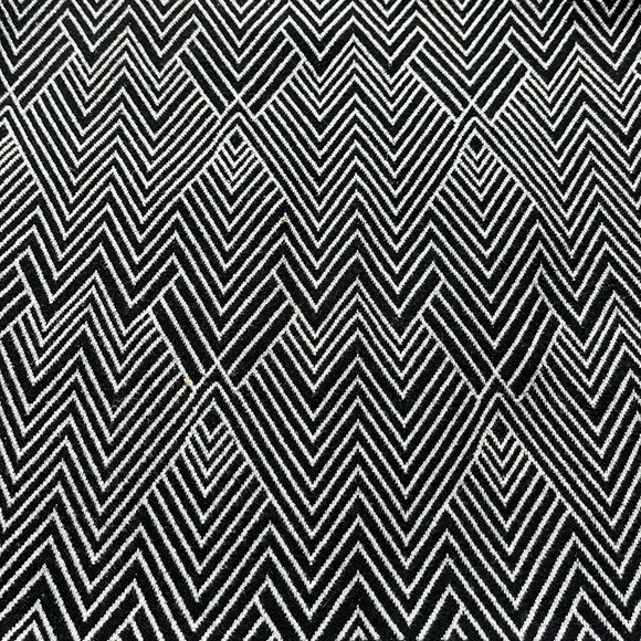 Zara: Small: Striped, Fitted, Mini Skirt: Black&White - Picture 8 of 8